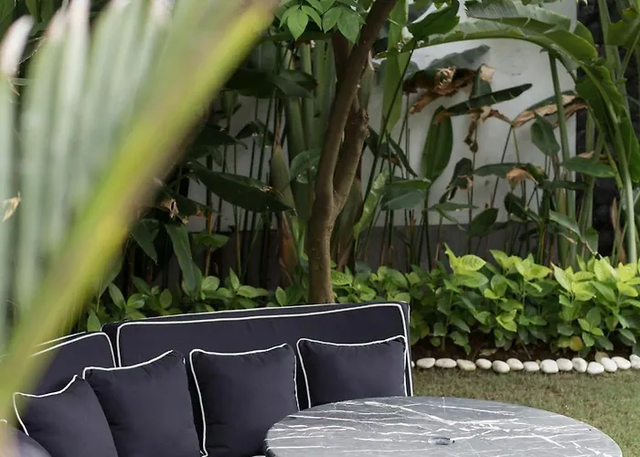 Ulu Cliffhouse Boutique Hotel And Pool Club - Adults Only أُلُواتو