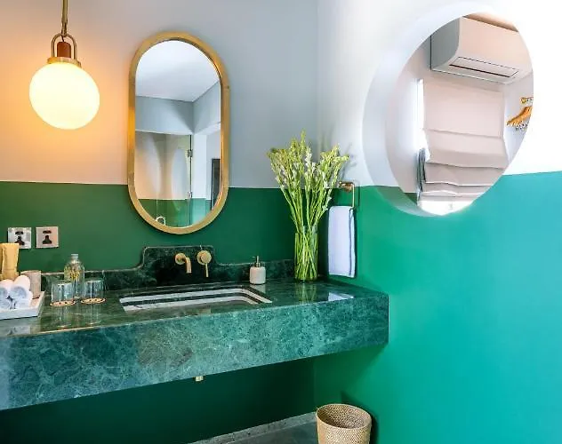 ホテル Ulu Cliffhouse Boutique Hotel And Pool Club - Adults Only ウルワツ
