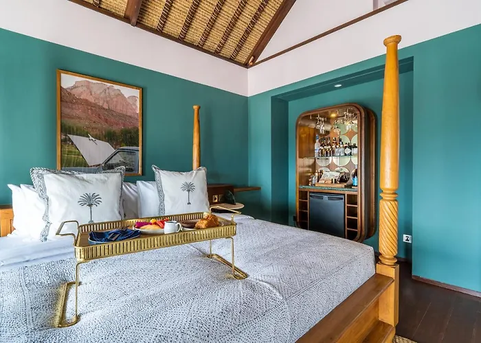Ulu Cliffhouse Boutique Hotel And Pool Club - Adults Only ホテル 5*