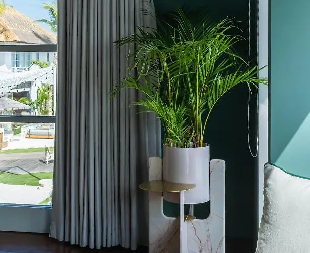 Ulu Cliffhouse Boutique Hotel And Pool Club - Adults Only ウルワツ